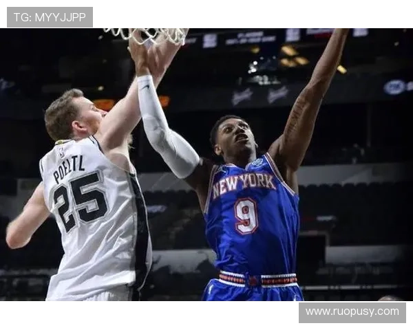 凯尔登出战17分钟高效表现6中4贡献11分5板正负值16助球队胜利